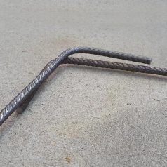 Betonacél kengyel 8mm betonvasból 20x20 cm